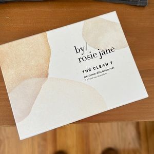 Rosie Jane the clean 7 perfume discovery kit
